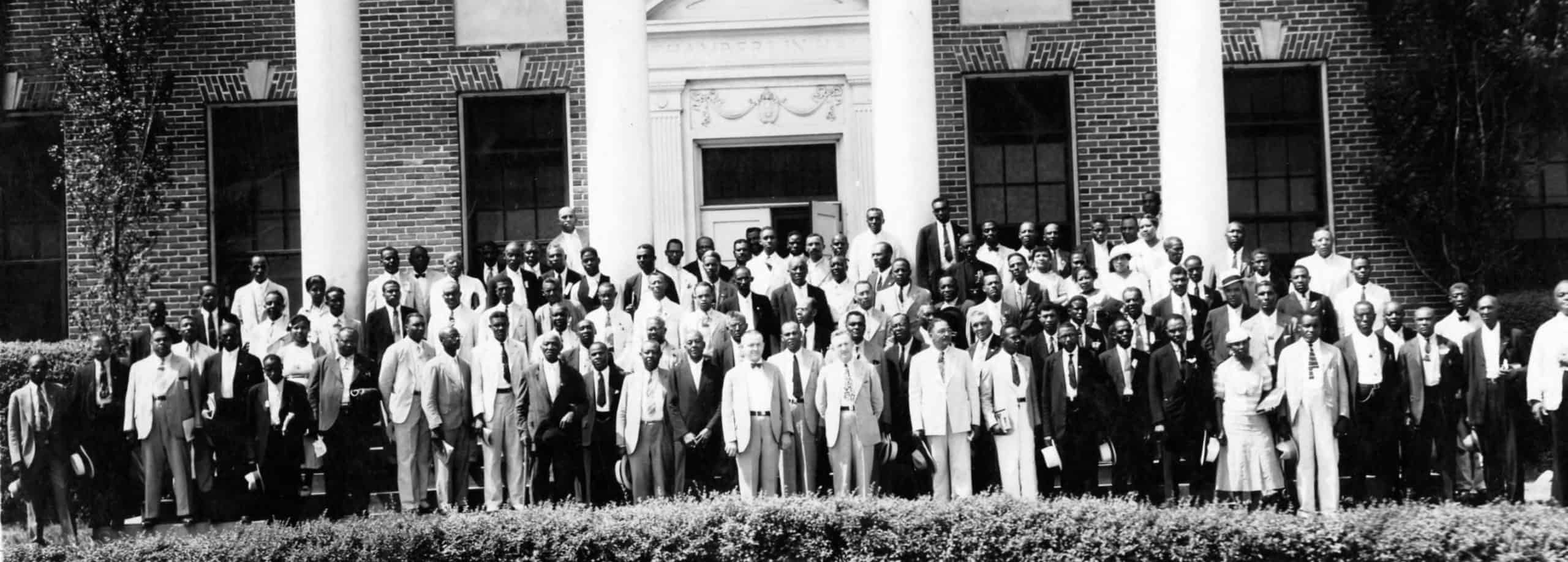 East Baton Rouge Parish Library| image: Leland_College_1937_Annual_Ministers_Institute